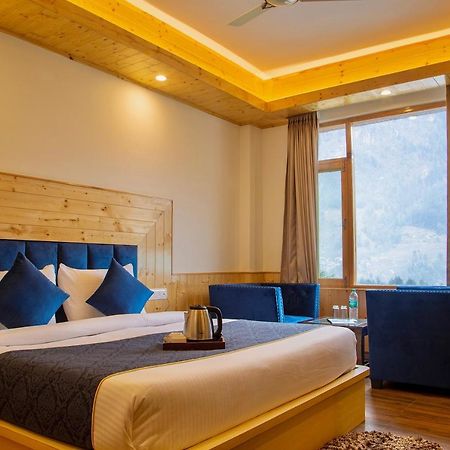 North Deodar Avenue, Manali Екстериор снимка