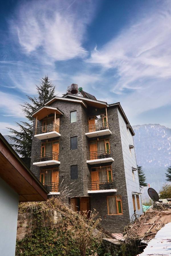 North Deodar Avenue, Manali Екстериор снимка